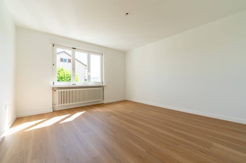 Helle 4-Zimmer-Wohnung mit Balkon in ruhiger Lage – Beinwil am See (8)