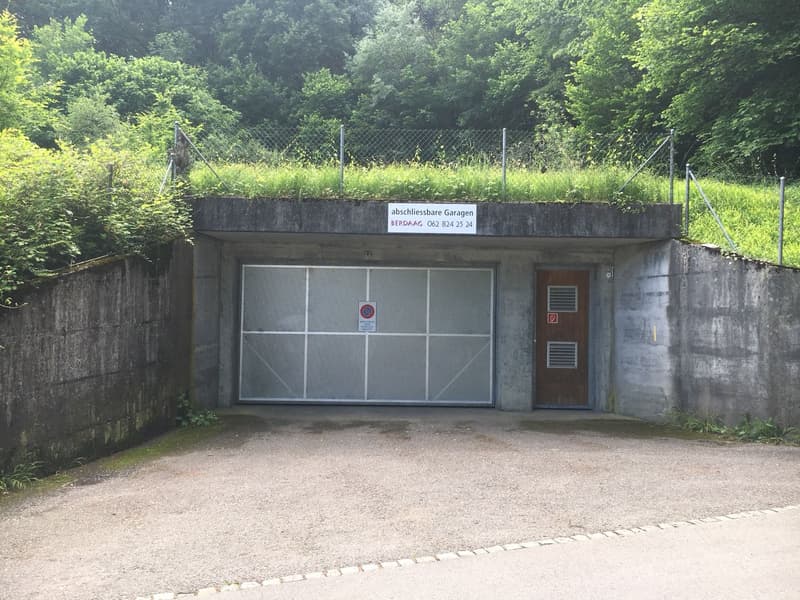 Abschliessbare Einzelbox in Tiefgarage zu vermieten (1)