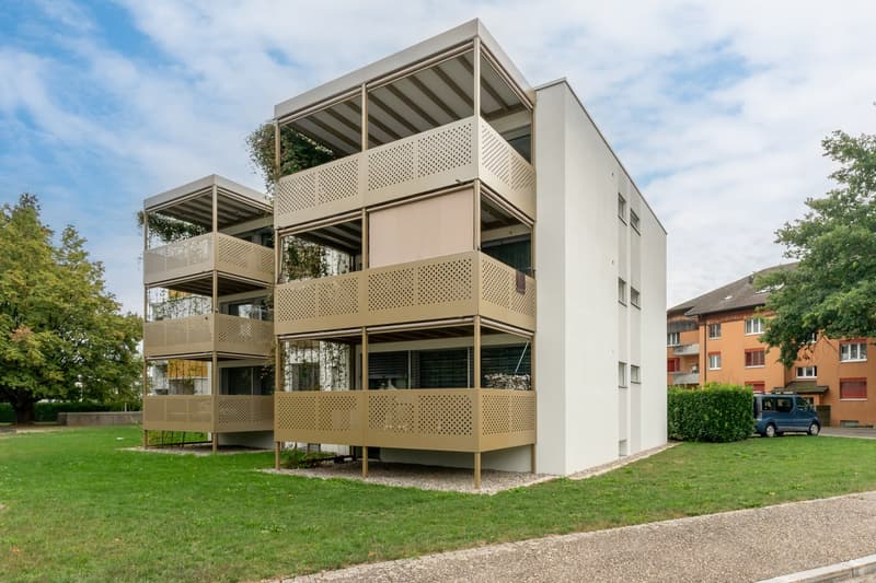 Helle 5,5 -Zimmerwohnung an ruhiger Lage (1)