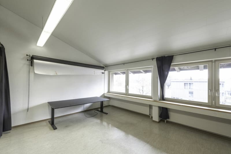 Commercial/Office Space for Rent (8)
