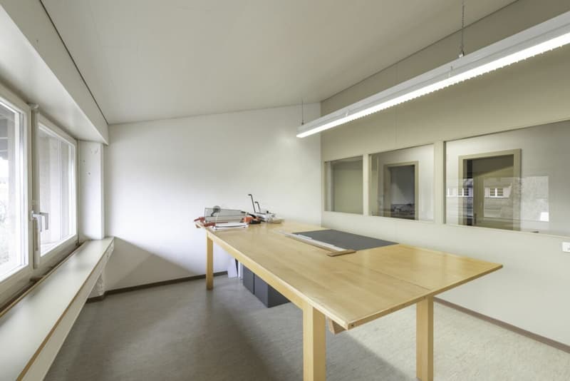 Commercial/Office Space for Rent (7)