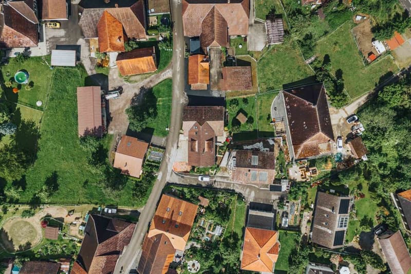Habitation multigénérationnelle dans deux unités avec beaucoup d'espace (283m2) (6)