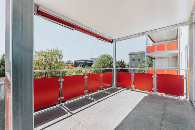 Erstbezug nach Komplettsanierung: 3.5 Zimmer-Wohnung (90m2) mit vielen Extras (10)