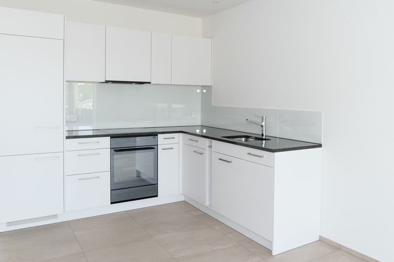 Topmoderne 2 1/2-Zimmerwohnung (2)