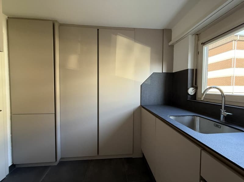 Gepflegte 3.5-Zimmer Wohnung mit Balkon (3)