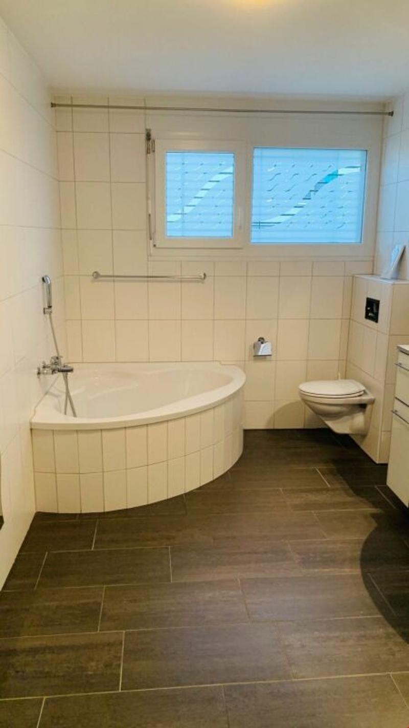 4.5-Zimmer Gartenwohnung mit Blick ins Grüne (10)