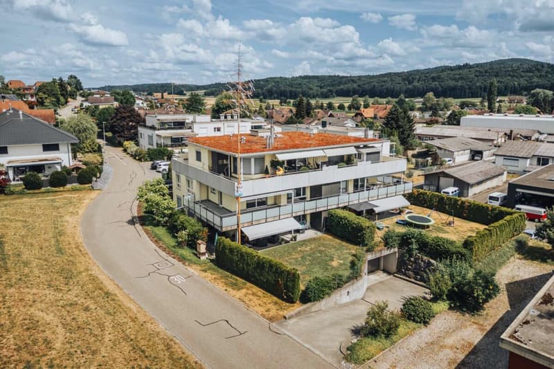 4.5-Zimmerwohnung in ruhiger Umgebung mit Blick ins Grüne (3)