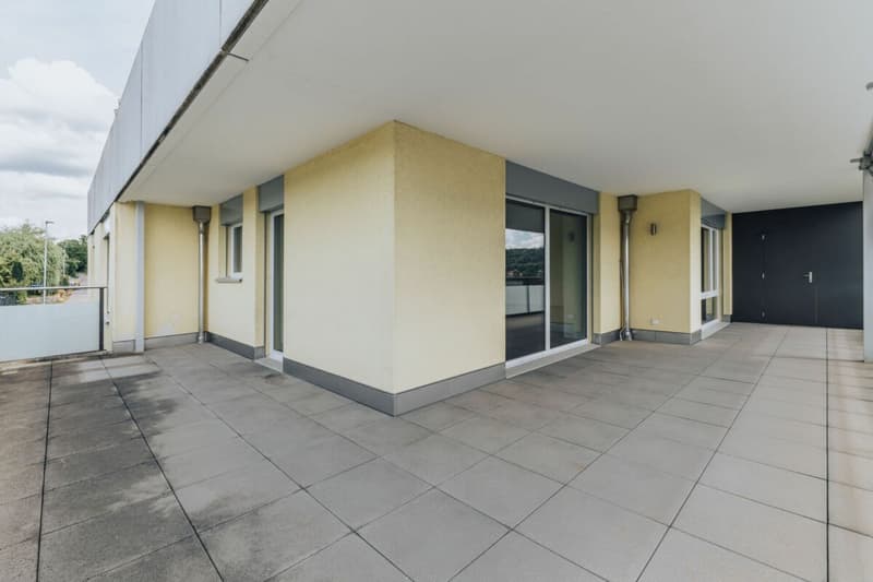4.5-Zimmerwohnung in ruhiger Umgebung mit Blick ins Grüne (14)