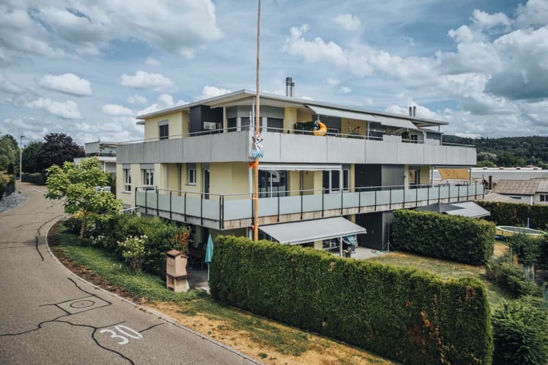 4.5-Zimmerwohnung in ruhiger Umgebung mit Blick ins Grüne (2)