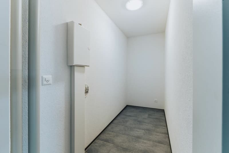 4.5-Zimmerwohnung in ruhiger Umgebung mit Blick ins Grüne (6)