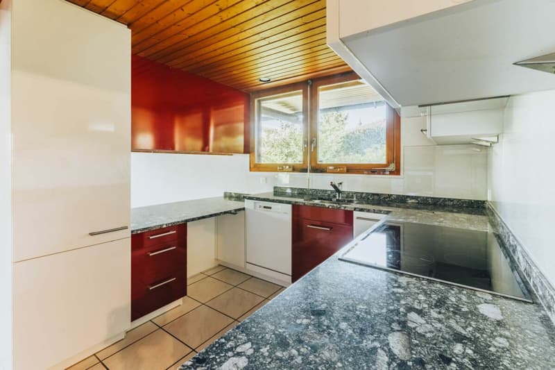 7.5-Zimmer-Wohnerlebnis mit Galerie, Lift und Pool am Waldrand (13)