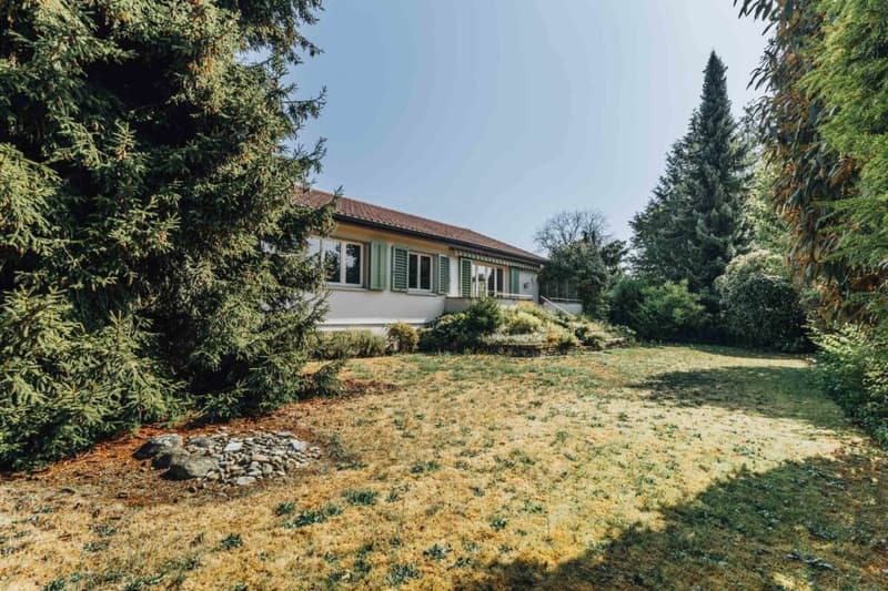 6-Zimmer-Einfamilienhaus mit Garten und vielseitigem Gestaltungspotenzial (8)