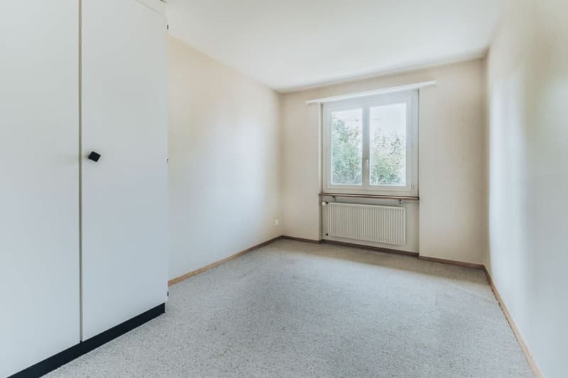 6-Zimmer-Einfamilienhaus mit Garten und vielseitigem Gestaltungspotenzial (15)