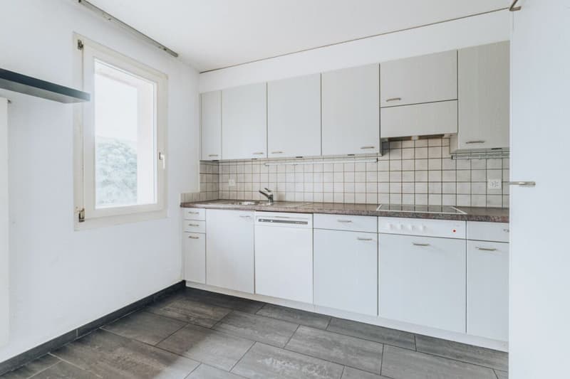 Helle 4.5 Zimmer Eigentumswohnung mit gedecktem Balkon (8)