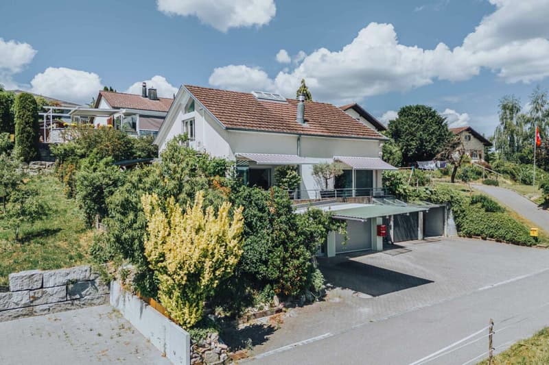 Bijou mit Top Ausbaustandart: 5.5 Zimmer Einfamilienhaus (1)