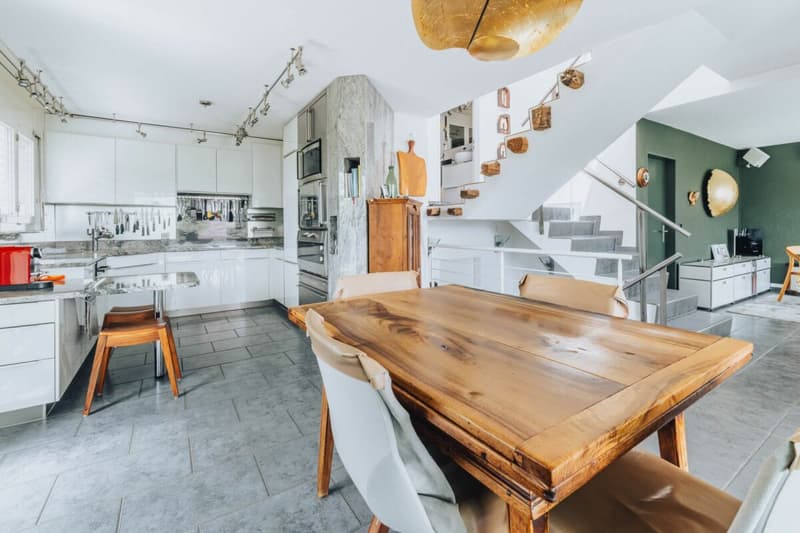 Bijou mit Top Ausbaustandart: 5.5 Zimmer Einfamilienhaus (8)