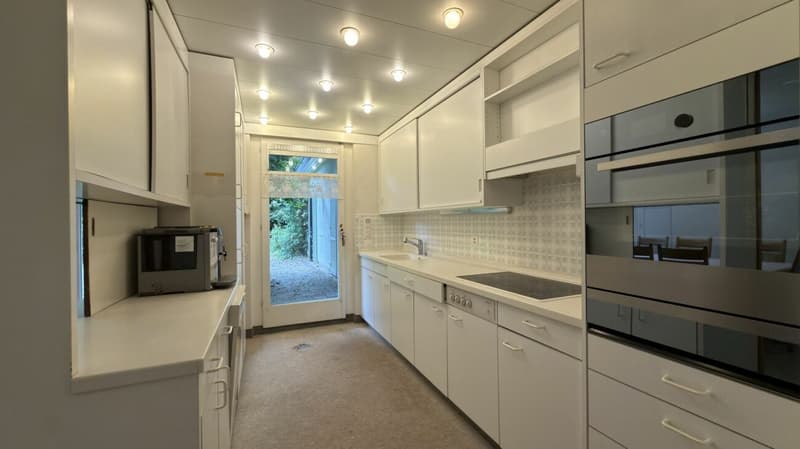 Wohnen und Arbeiten unter einem Dach: Grosszügige 11.5-Zimmer-Liegenschaft in Langenthal (4)
