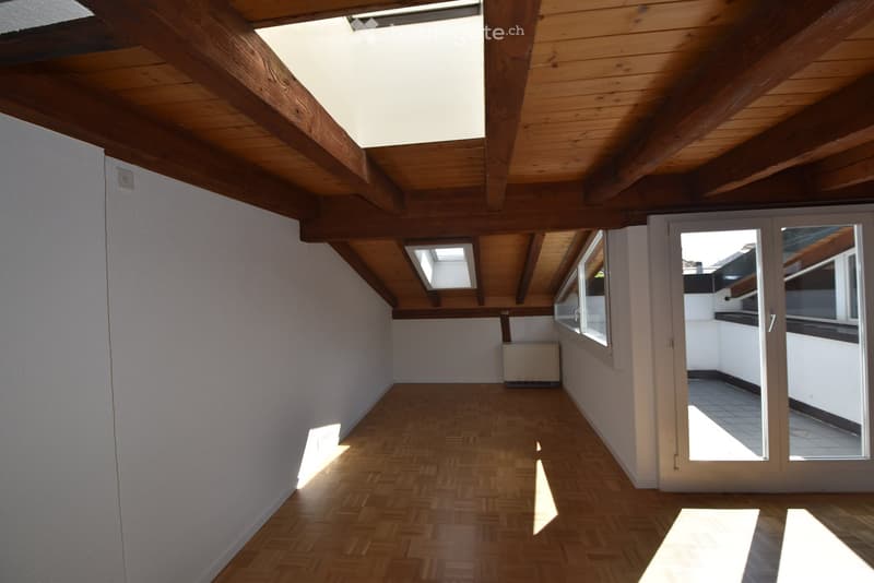 2.5-Zimmer Dachwohnung im Herzen des Breitenrainquartiers (3)