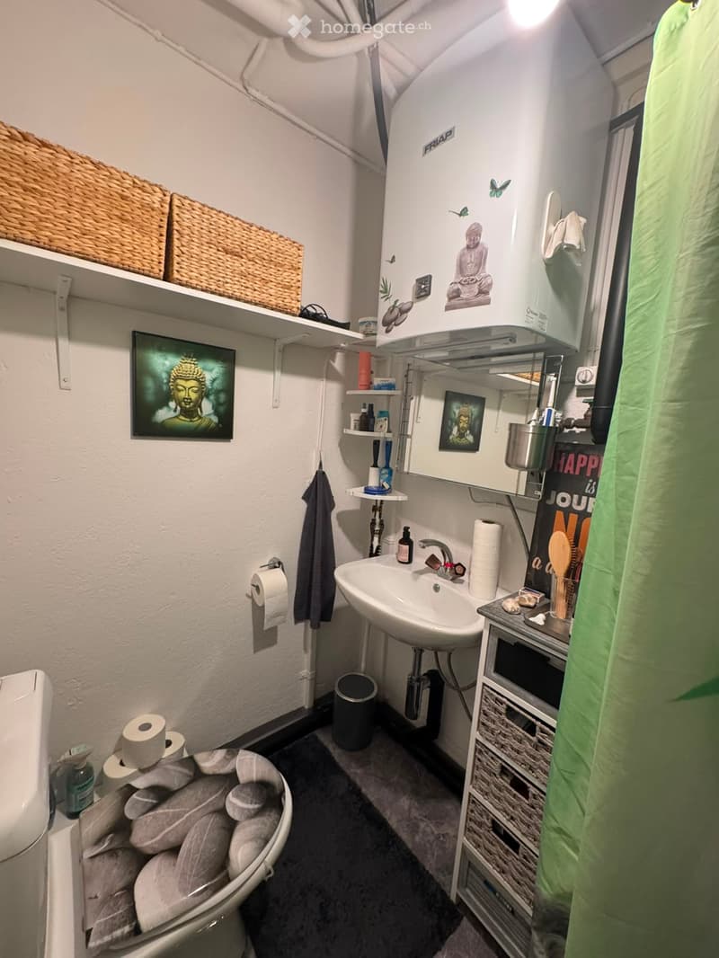 Büro-/Verkaufslokal mit Lagerraum (7)