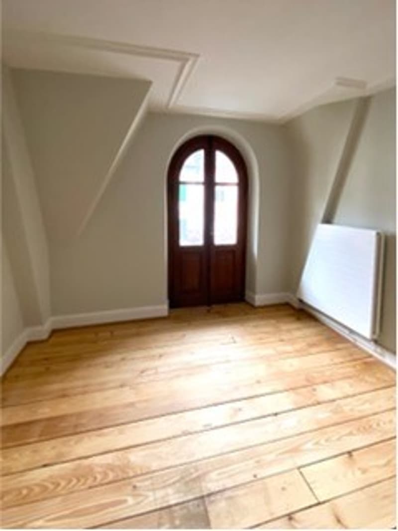 Charmante 6-Zimmer-Maisonette-Wohnung in renoviertem Altbau (10)