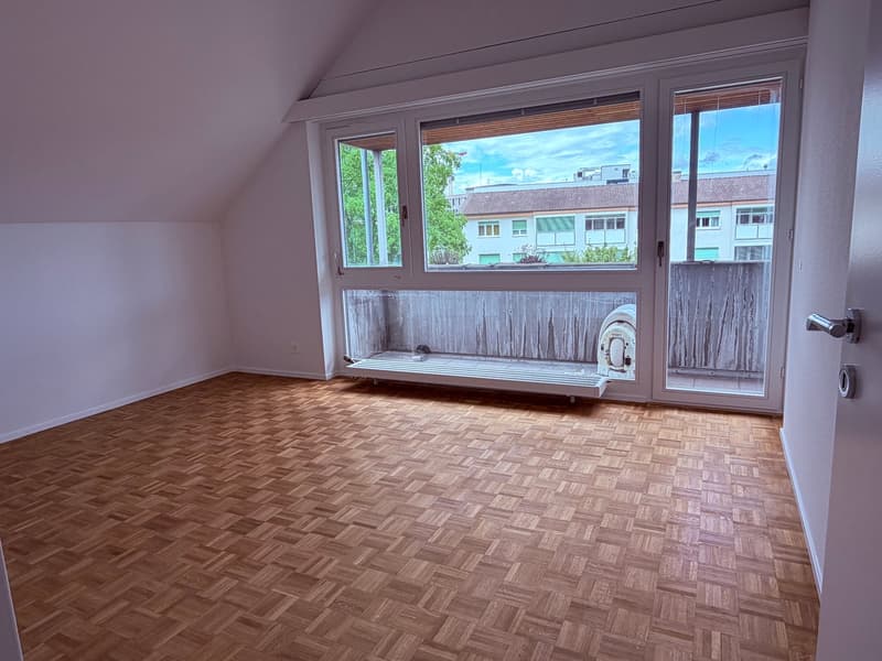Helle 3-Zimmer-Dachwohnung mit direktem Liftzugang (6)