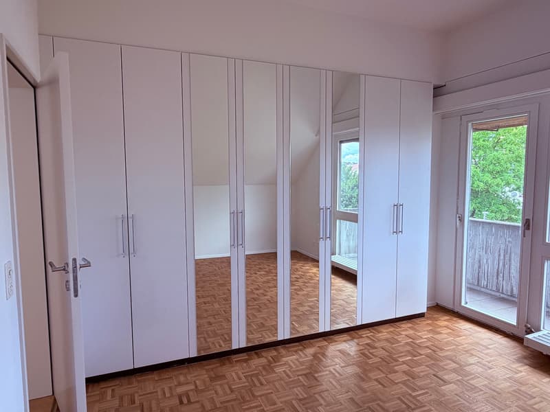 Helle 3-Zimmer-Dachwohnung mit direktem Liftzugang (8)