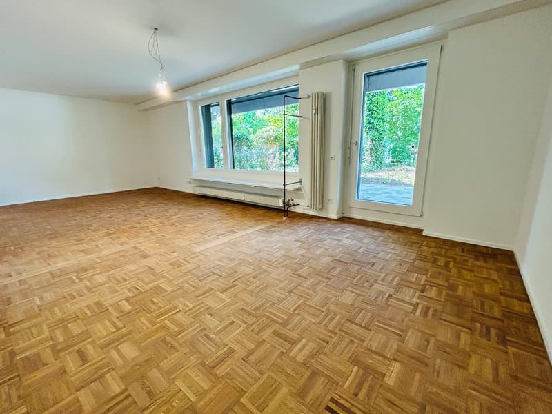 Renovierte 3.5-Zimmer-Garten-Wohnung direkt am Rhein (3)