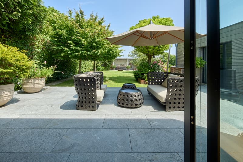 Villa da sogno con una deliziosa oasi di giardino in una zona residenziale esclusiva (6)