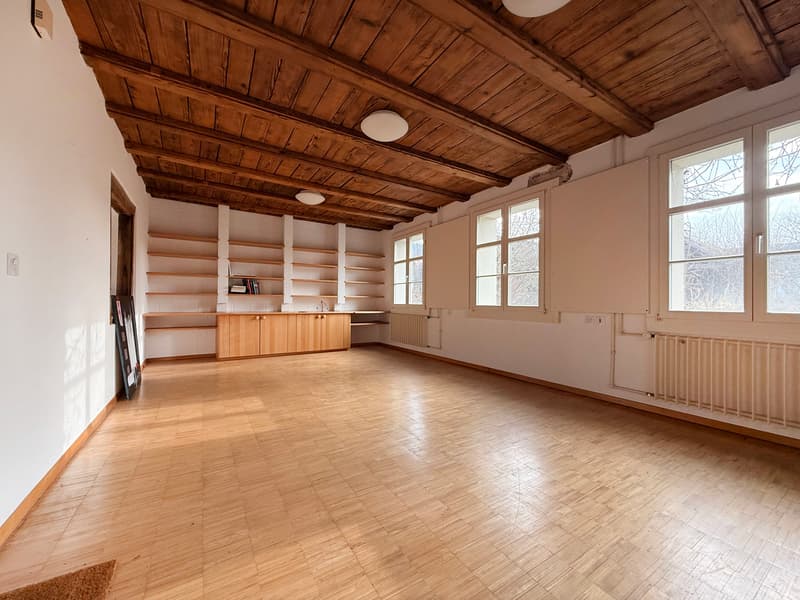 HISTORISCHES WOHNHAUS MIT UMBAU-/NEUBAUPOTENZIAL MITTEN IN RODERSDORF (8)