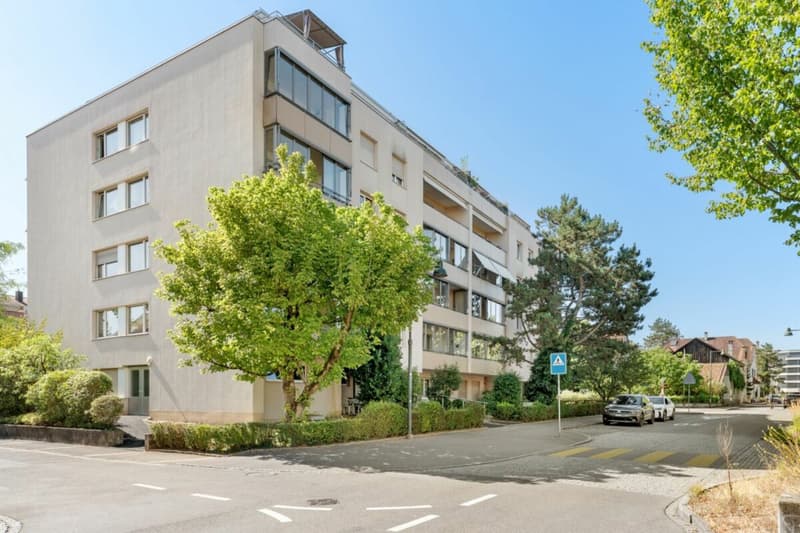 Helle 3,5-Zimmerwohnung mit Lift und Balkon an zentraler Lage in Birsfelden (12)