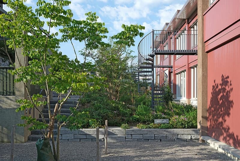 Aussergewöhnliches Atelier mit Veranda am Südhang des Zürichsees! (5)