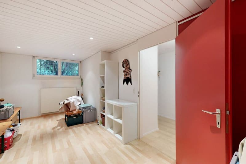 UG | Bastelraum/Büro