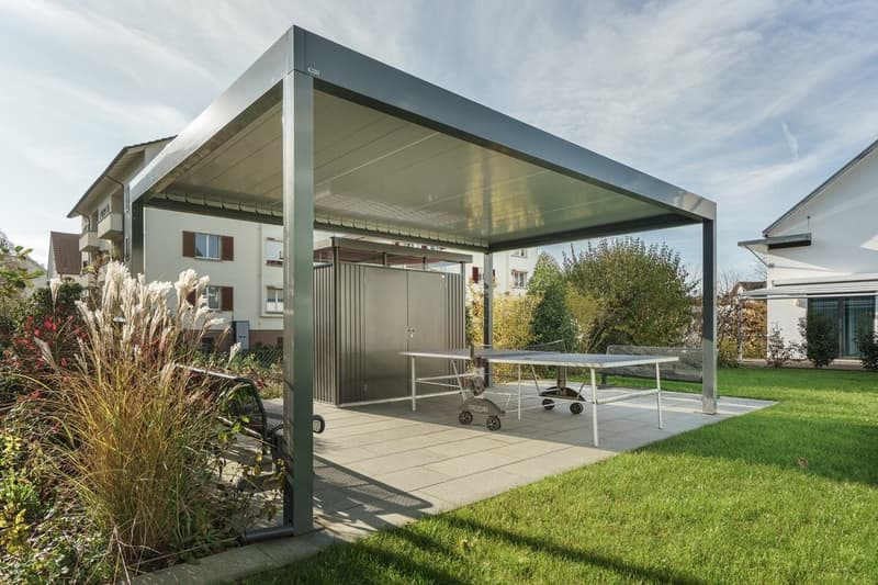Garten mit Pergola