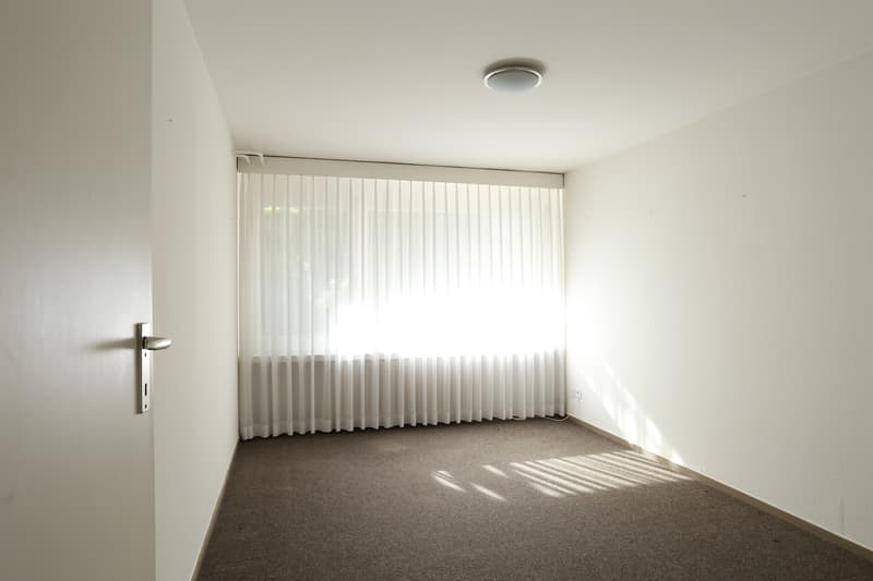 1.5-Zimmer-Eck-Einfamilienhaus an ruhiger Wohnlage in Bottmingen (12)