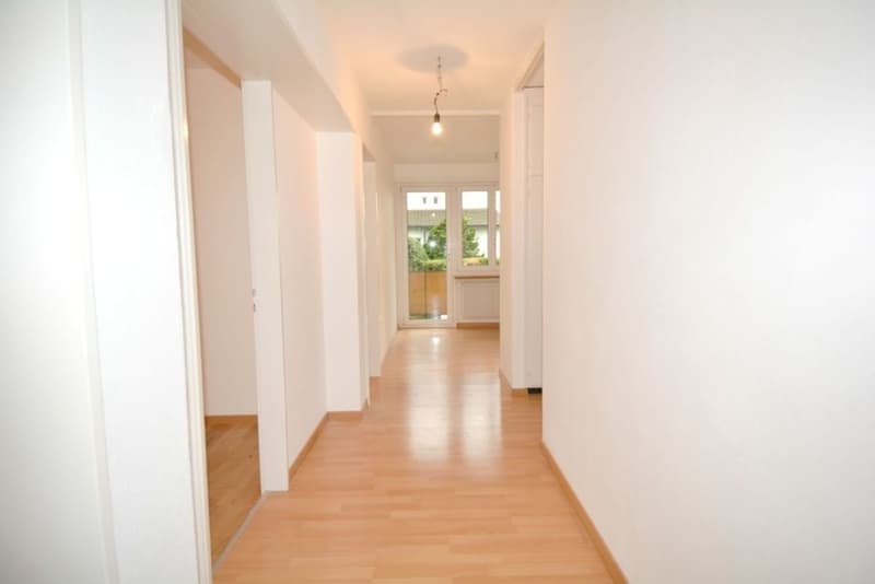 Gemütliche 4½-Zimmerwohnung an ruhiger Lage (5)