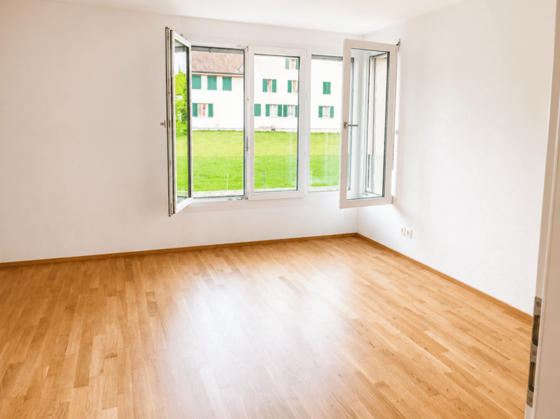 Grosszügige 4½-Zimmerwohnung mit Gartensitzplatz (5)