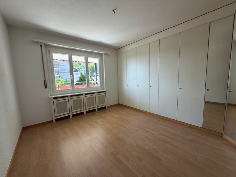 3½-Zimmerwohnung mit Bergsicht (7)