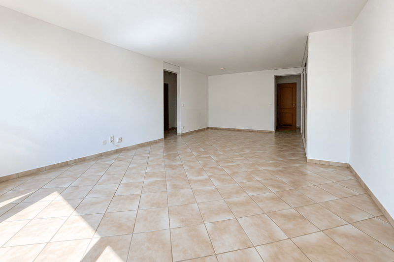 3½-Zimmerwohnung mit Bergsicht (2)