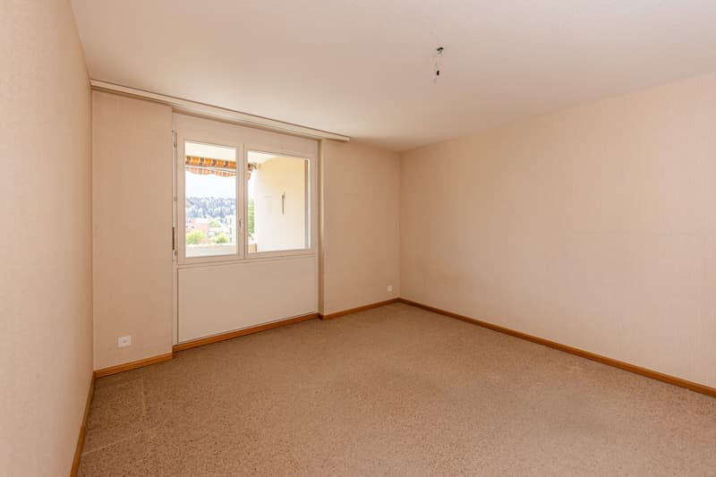 ! RESERVIERT ! 2.5 Zimmer-Wohnung mit Lift in Thun (9)