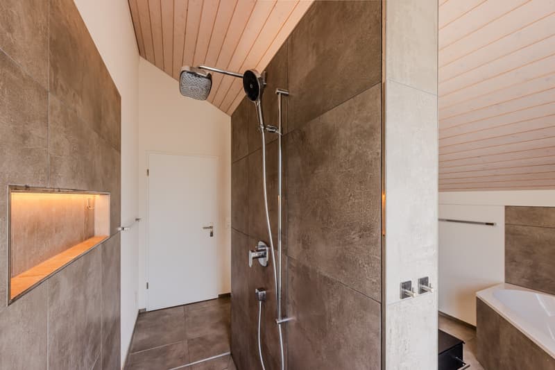 5.5 Zimmer-Einfamilienhaus in Schwarzenegg (11)