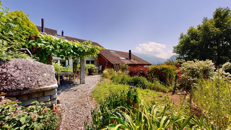 5 ½ (6) Zimmer-Reihen-Einfamilienhaus in Oberhofen am Thunersee (1)