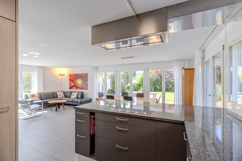 5.5 Zimmer-Einfamilienhaus mit Doppelgarage in Kaufdorf (8)