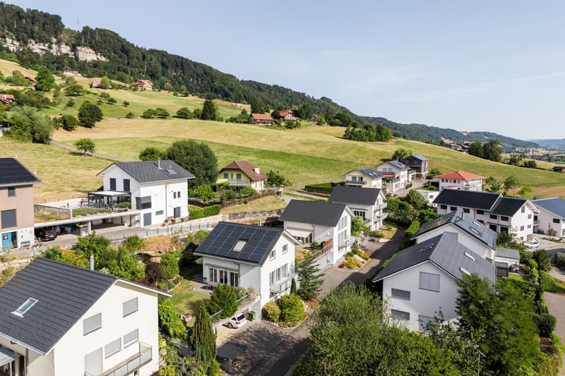 5.5 Zimmer-Einfamilienhaus mit Doppelgarage in Kaufdorf (4)