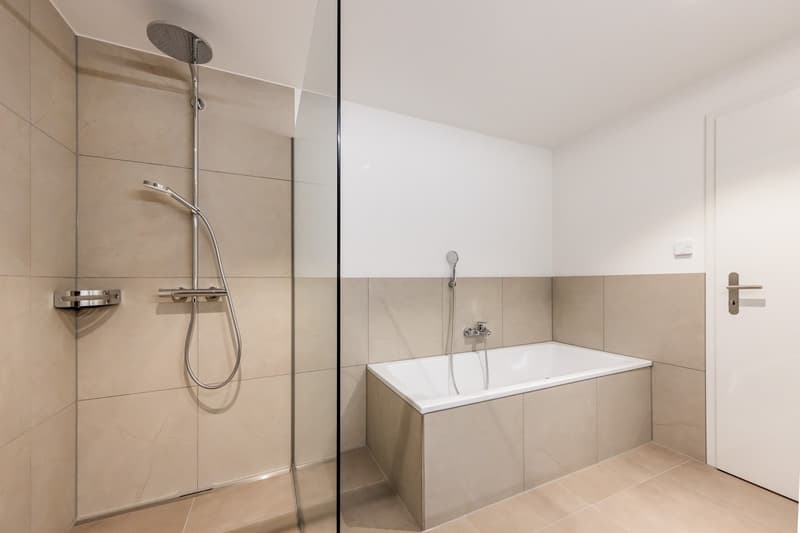3.5 Zimmer-Neubau-Wohnung (1. OG) im Gwatt (12)