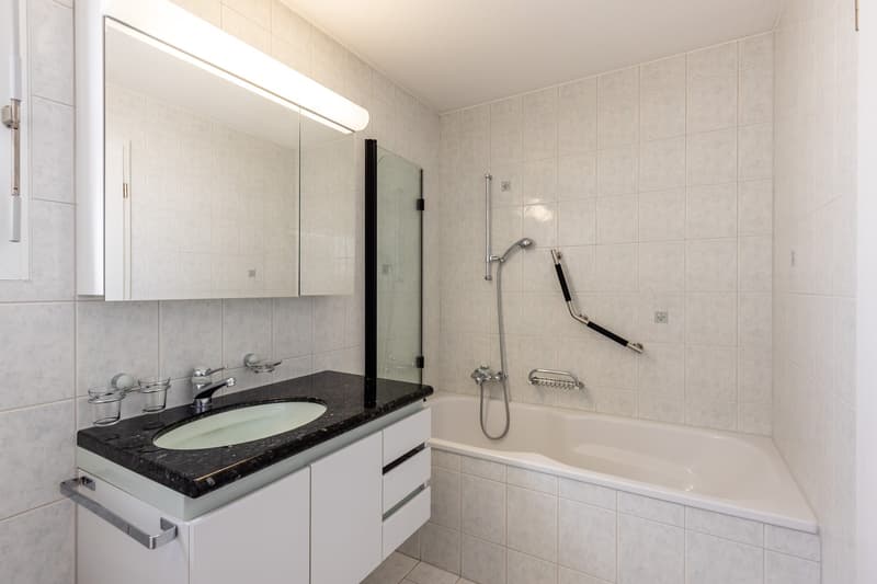 3.5 (4) Zimmer-Reihen-Eckhaus in Steffisburg (12)