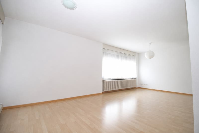 Gemütliche 1-Zimmerwohnung mit Balkon an zentraler Lage in Wettingen (3)