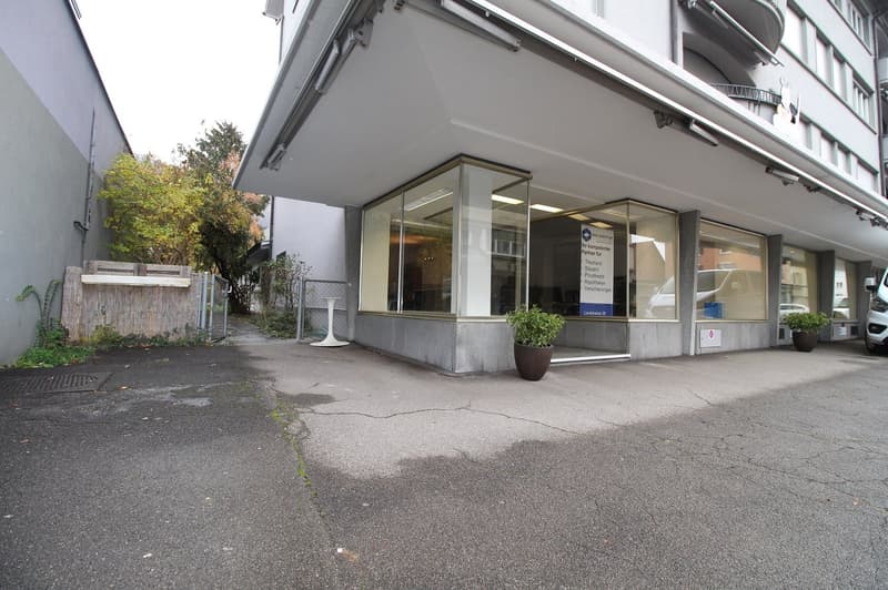 Attraktive Büro-, Praxis- oder Gewerbefläche an zentraler Lage in Wettingen (2)