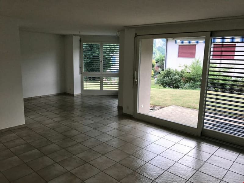 Wohnzimmer mit Blick zu Essplatz