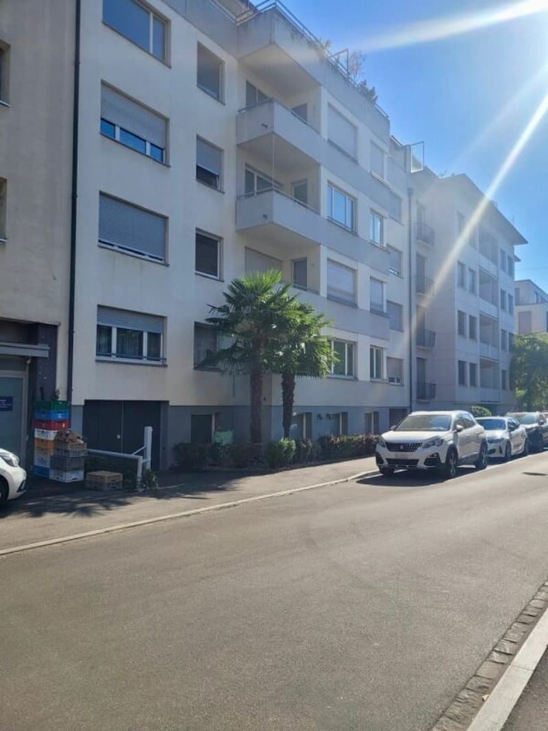 Strassenfassade