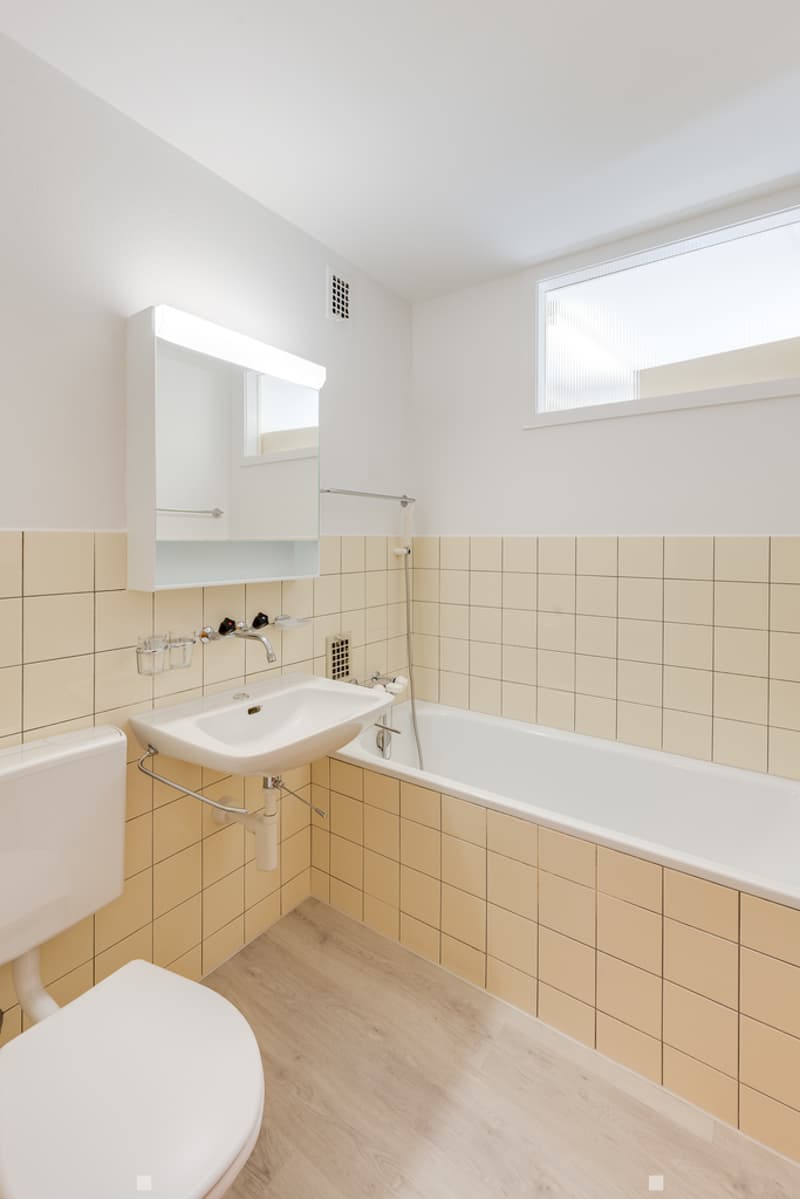 Badezimmer_1.jpg